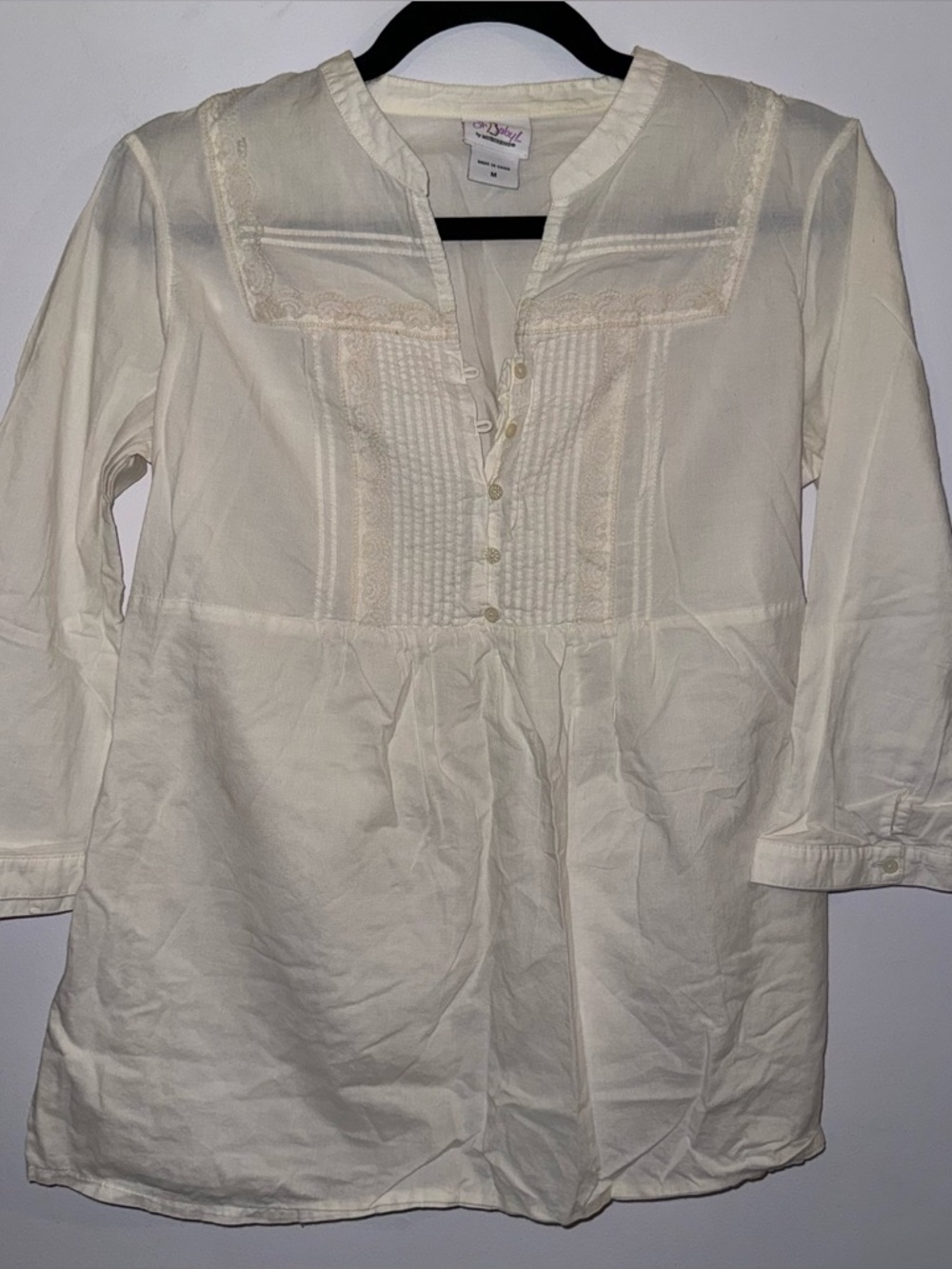 Oh baby by motherhood maternity size medium cream colored quarter length sleeve
